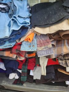 Pallet of 300 Vintage Flannels & Sweatshirts