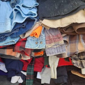 Pallet of 300 Vintage Flannels & Sweatshirts